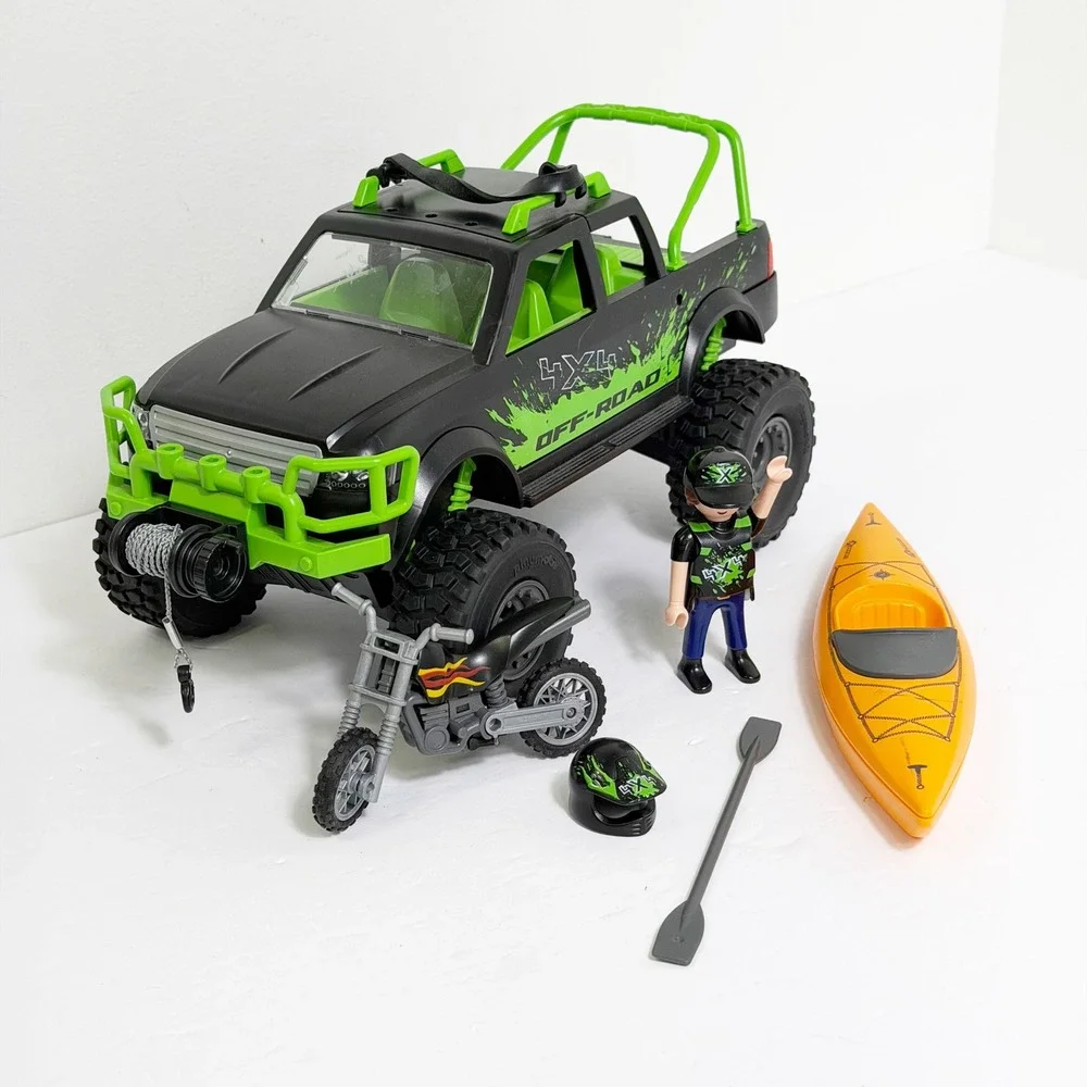 Playmobil Weekend Warrior Playset 70460 4x4 Off-Road Truck Kayak Bike